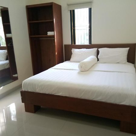 Clean & Comfort Homestay 安汶 外观 照片