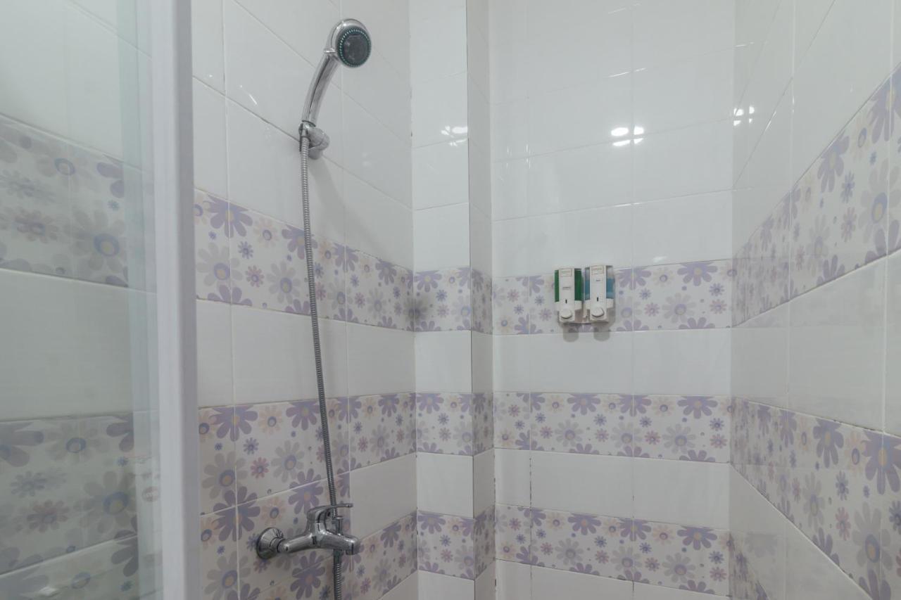 Clean & Comfort Homestay 安汶 外观 照片