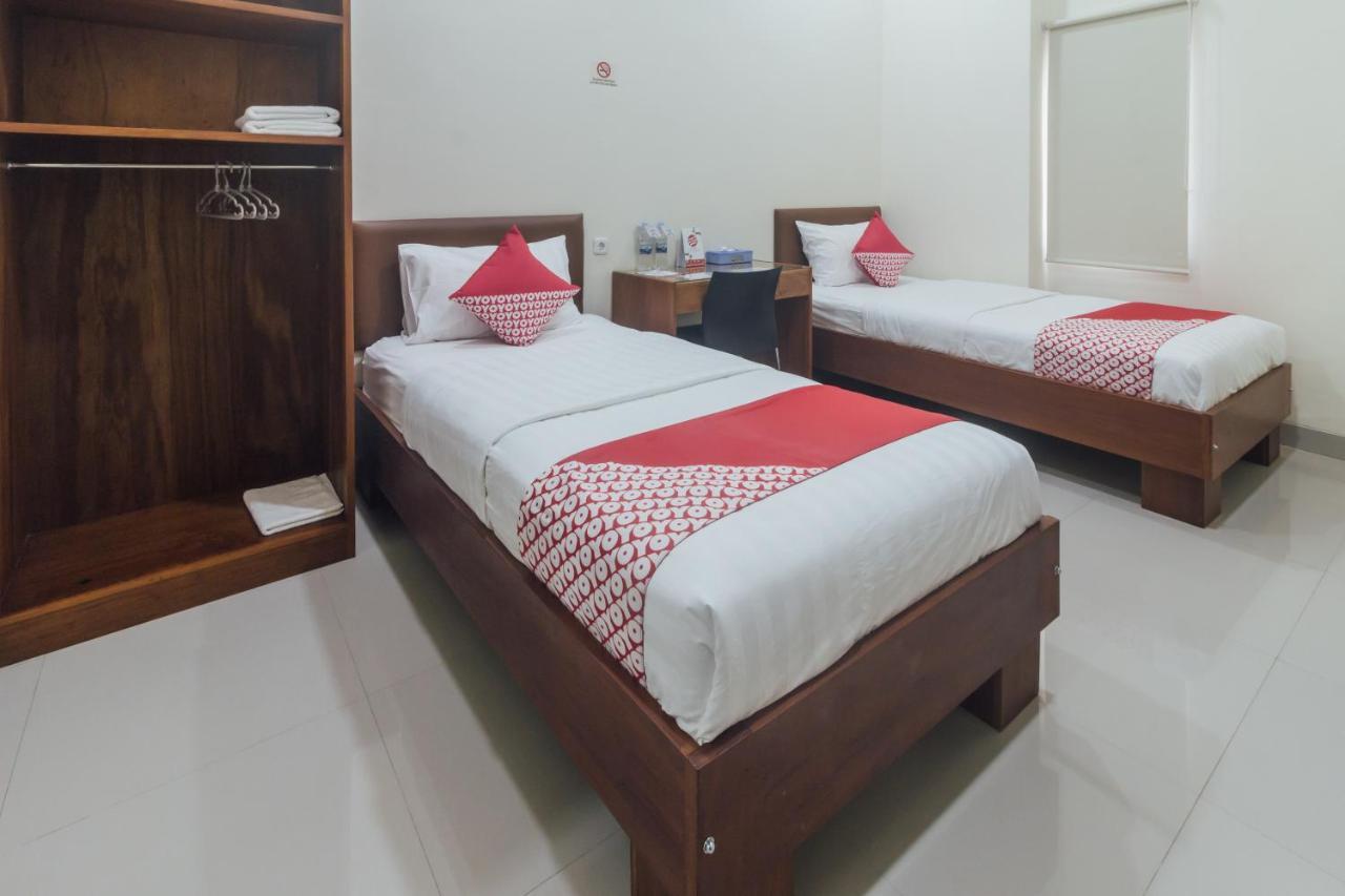 Clean & Comfort Homestay 安汶 外观 照片