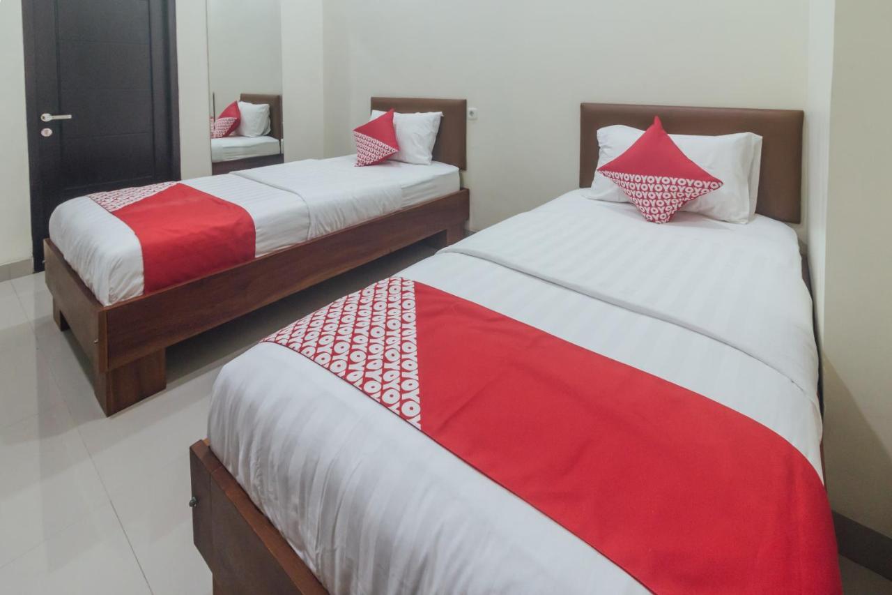 Clean & Comfort Homestay 安汶 外观 照片