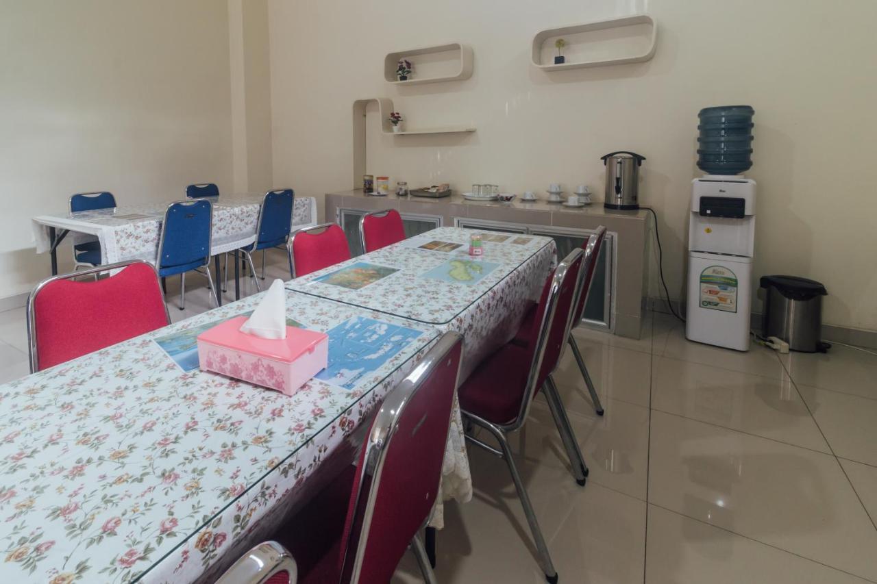 Clean & Comfort Homestay 安汶 外观 照片