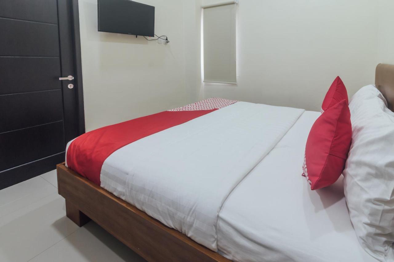 Clean & Comfort Homestay 安汶 外观 照片