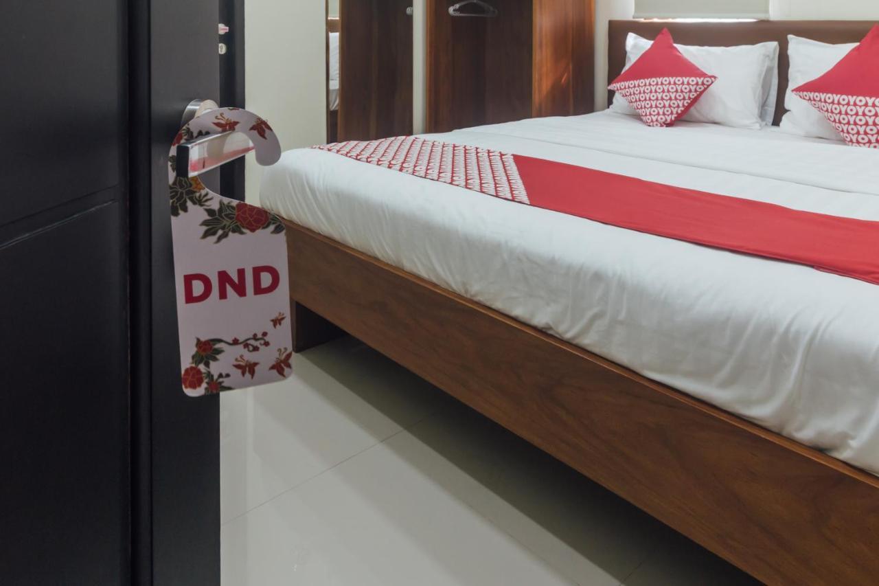 Clean & Comfort Homestay 安汶 外观 照片
