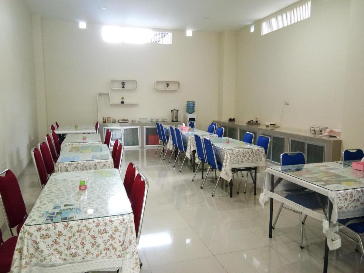 Clean & Comfort Homestay 安汶 外观 照片