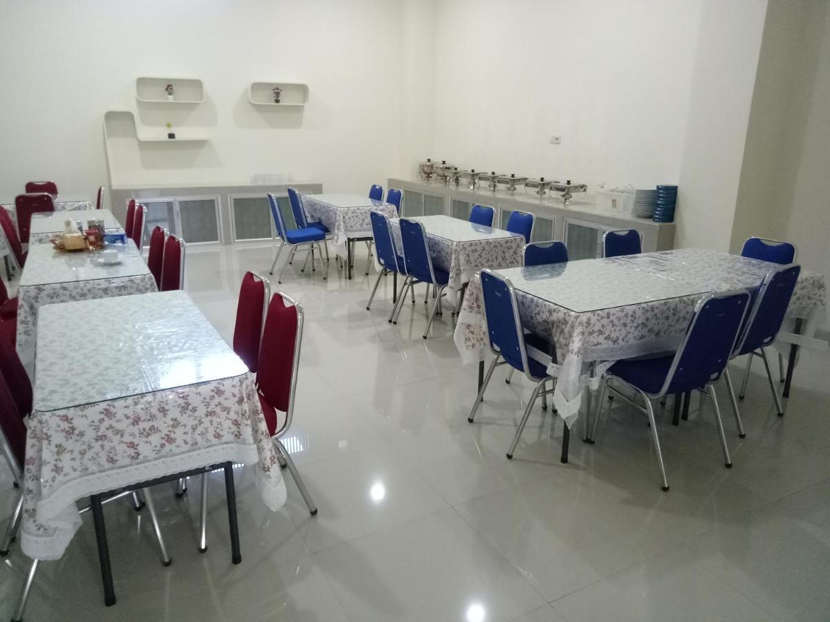 Clean & Comfort Homestay 安汶 外观 照片