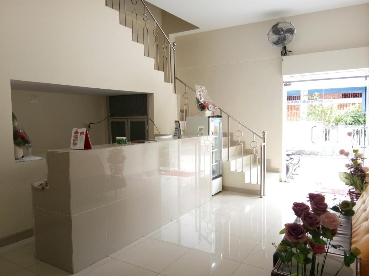 Clean & Comfort Homestay 安汶 外观 照片